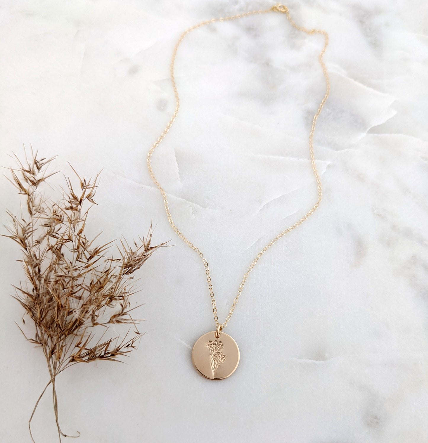 Daisy Necklace April Birth Flower Necklace | Birth Month Flower Necklace