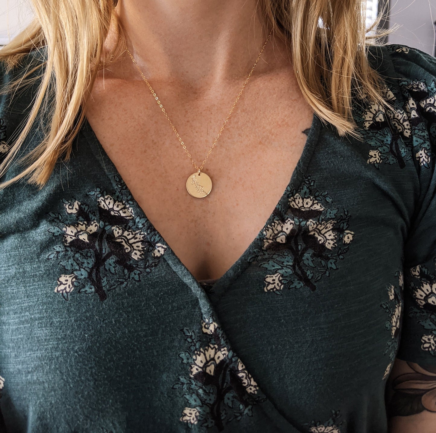 Chrysanthemum Necklace, November Birth Flower Necklace, Birth Month Flower Necklace