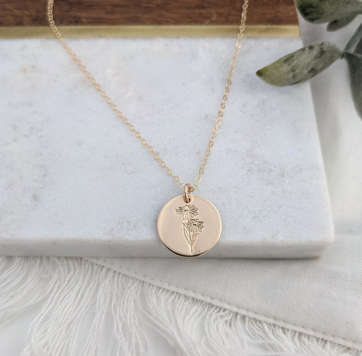 Daisy Necklace April Birth Flower Necklace | Birth Month Flower Necklace