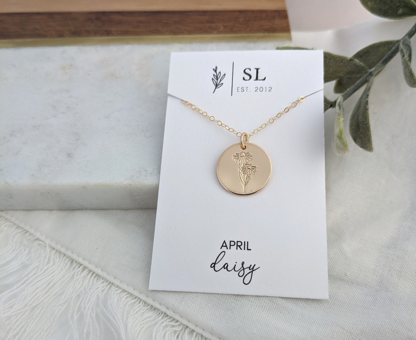 Daisy Necklace April Birth Flower Necklace | Birth Month Flower Necklace
